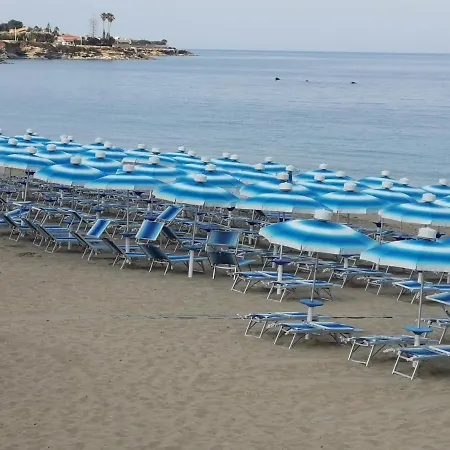 公寓 Chiocciola Sul Lungomare Tremoli, Parcheggio Gratuito
