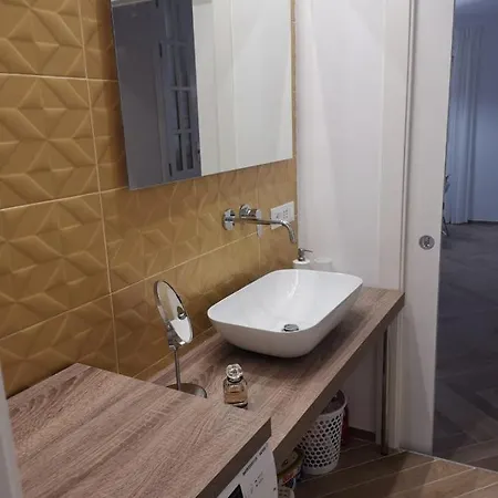 Chiocciola Sul Lungomare Tremoli, Parcheggio Gratuito 公寓 *