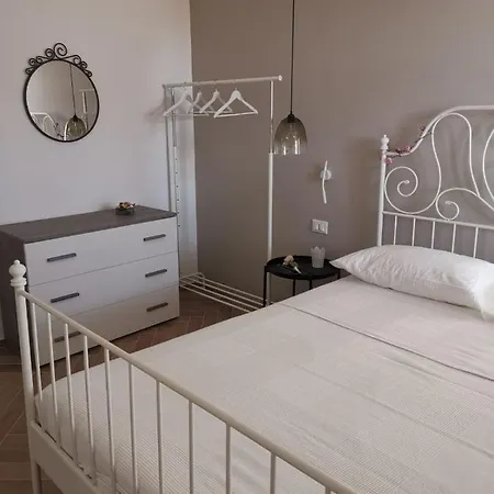 公寓 Chiocciola Sul Lungomare Tremoli, Parcheggio Gratuito